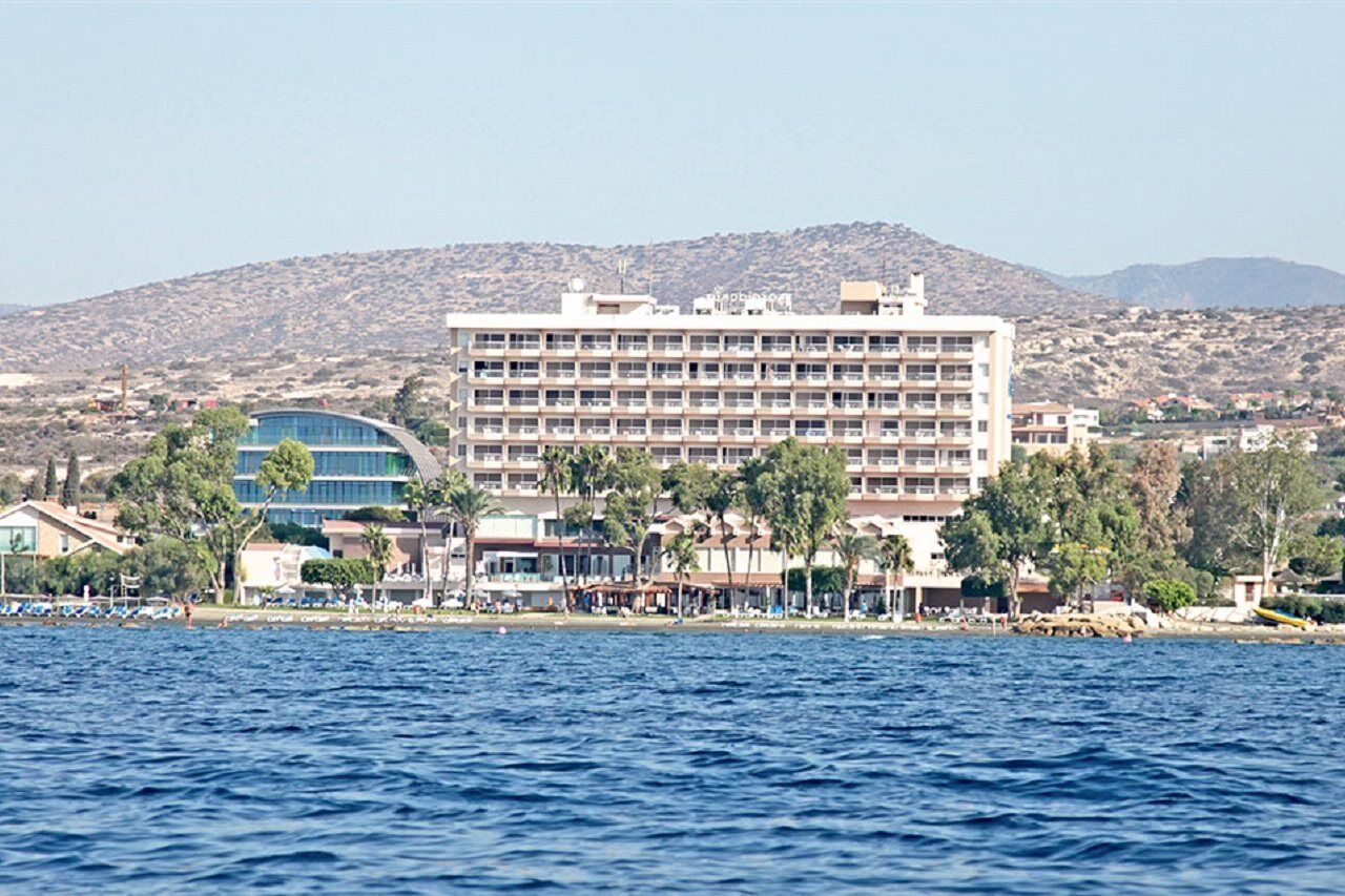 Poseidonia Beach Hotel Limassol Bagian luar foto